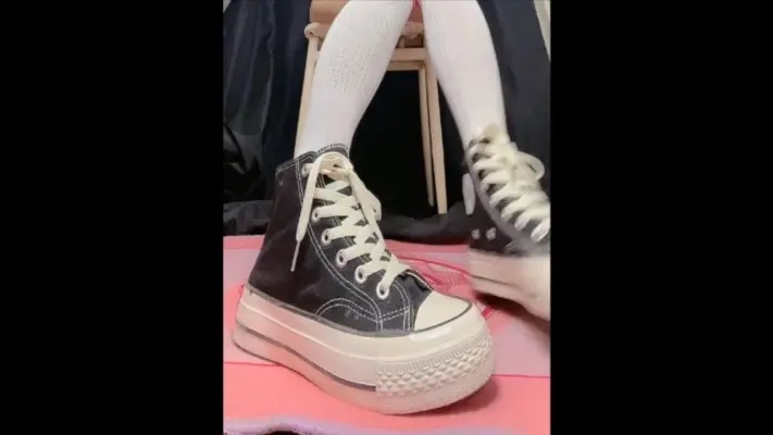 【子怡工作室】黑色匡威第一人称羞辱