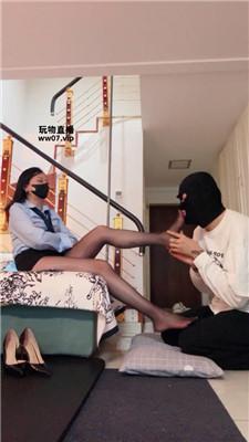 【小妮】白领S-黑丝美腿虐杀 bf53535