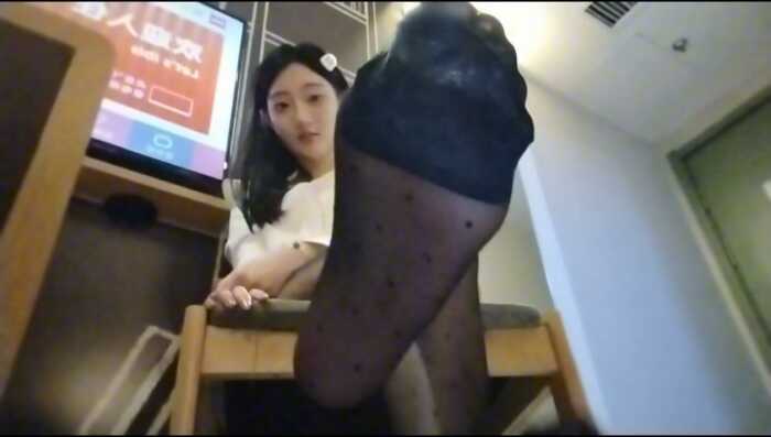 萌妹子黑丝踩踏坐脸强制臭鞋 ACYC-5440