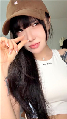 【安晴】裸足美臀腋下诱惑    260508-1