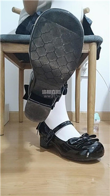 【佳怡】指导短小处男伺候妓女    260516-37