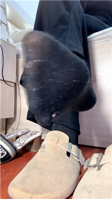 【咬猫】黑棉袜勃肯鞋戏耍狂炸    260528-17
