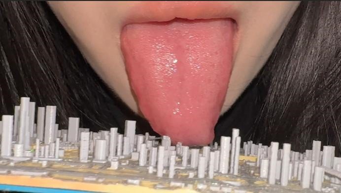 【GTS】超巨大少女KK酱の掌间之城 JS260529~1
