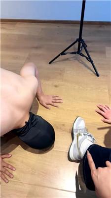 【苏御大人】运动鞋白袜重度踢踹 JS260620-13