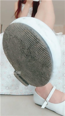 【子衿】鞋奴的使用    260711-9