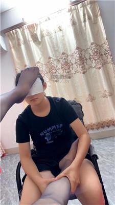 【婷婷大人S】母狗喜欢吃酸臭黑丝 JS260715-28