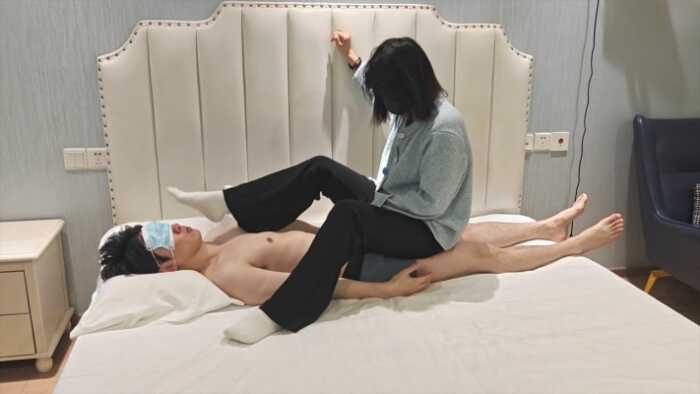 【啦啦啦】33s的全体重跳踩 ACYC-5564