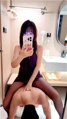 【草莓学姐】艺校女神羞辱老师狗【下】 JS261021-9